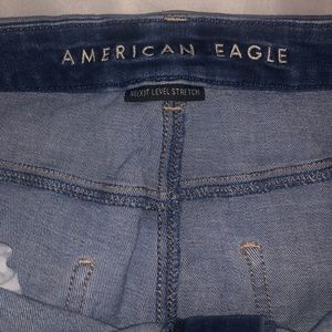 AMERICAN EAGLE CURVY JEGGINGS